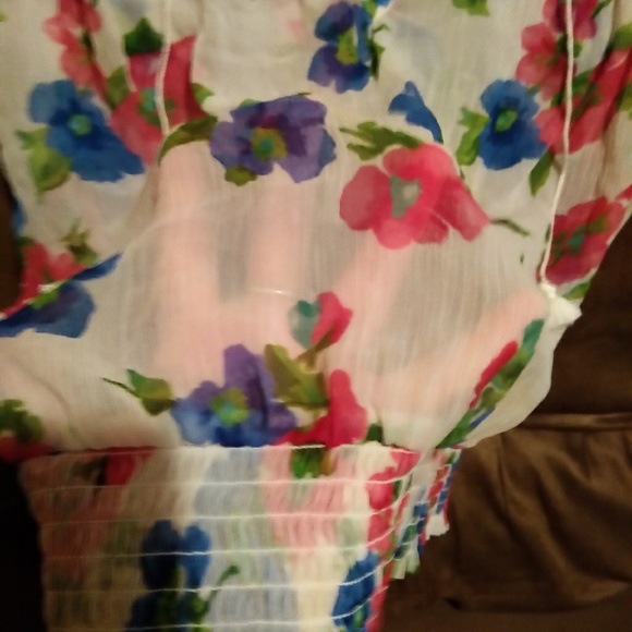 Hollister sheer top - Picture 4 of 5